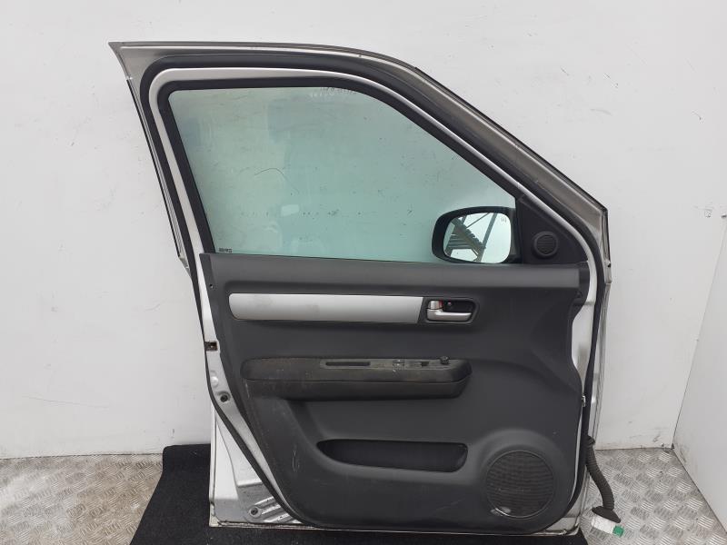 Porte avant gauche SUZUKI SWIFT 3 Diesel - 1