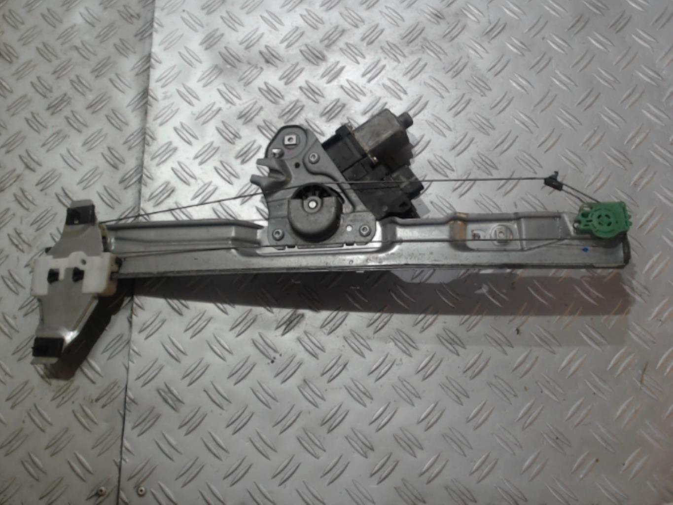 Alzacristalli elettrico anteriore destro PEUGEOT 308 1 SW PHASE 1 BREAK Diésel - 1
