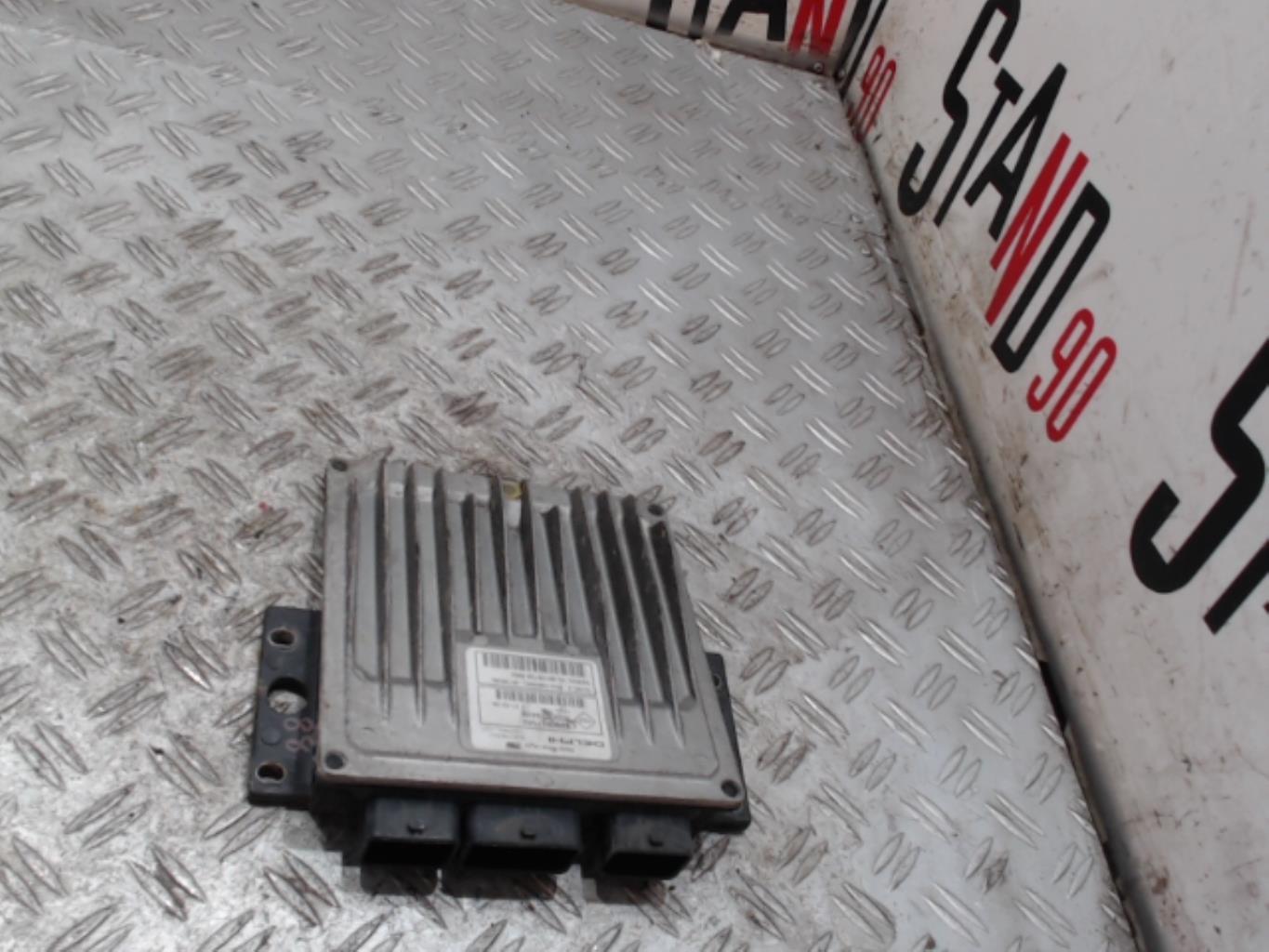 Calculateur RENAULT MODUS PHASE 1 Diesel - 1