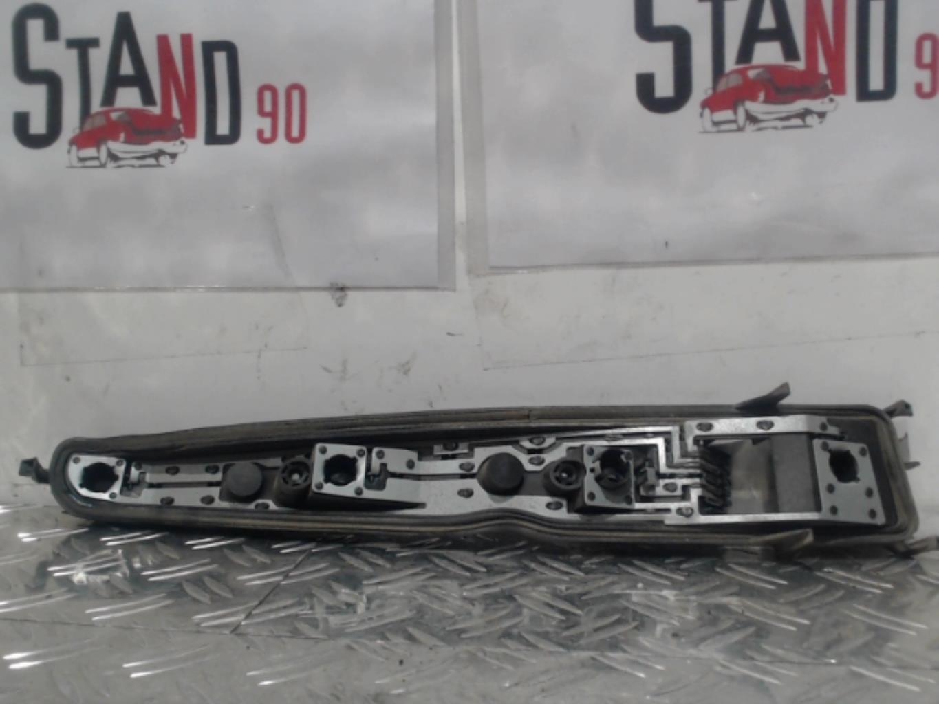 Base portalampade fanale posteriore sinistro OPEL MERIVA A PHASE 2 Gasolina - 1