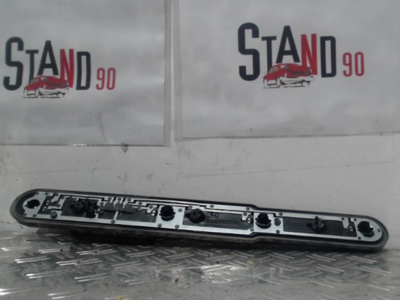 Base portalampade fanale posteriore destro FORD C-MAX 1 PHASE 2 Diésel - 1