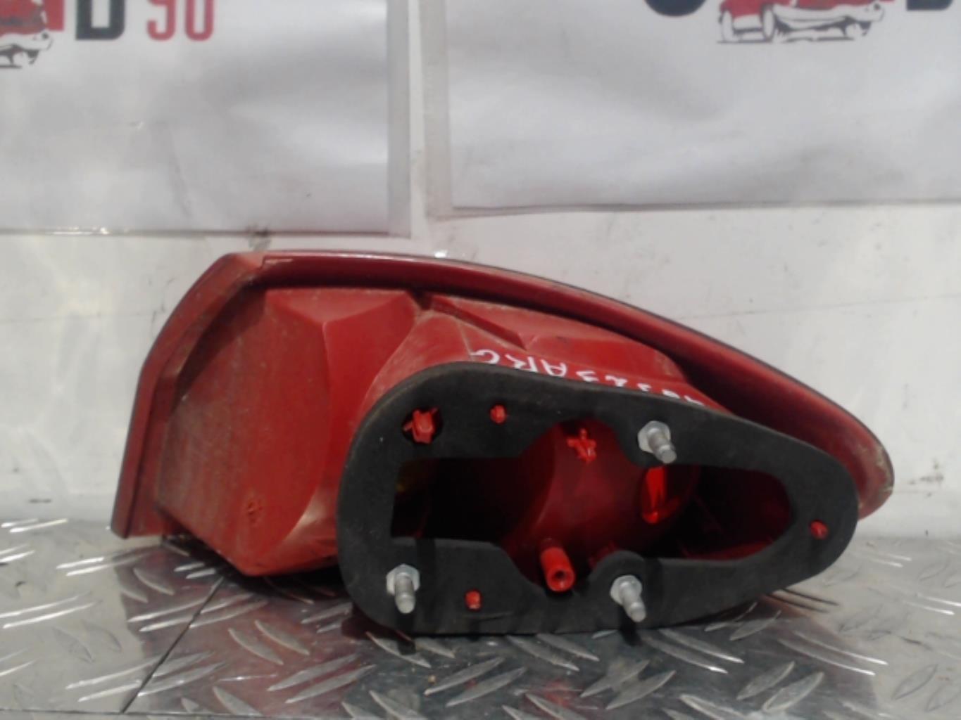 Fanale posteriore principale sinistro (luci) ALFA ROMEO 147 PHASE 1 Diésel - 1