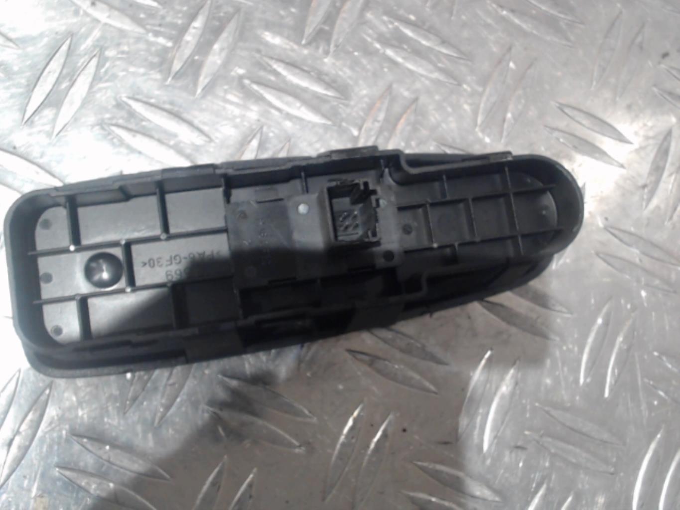Interruttore lavacristalli anteriore destro CITROEN C4 GRAND PICASSO 1 Diésel - 1