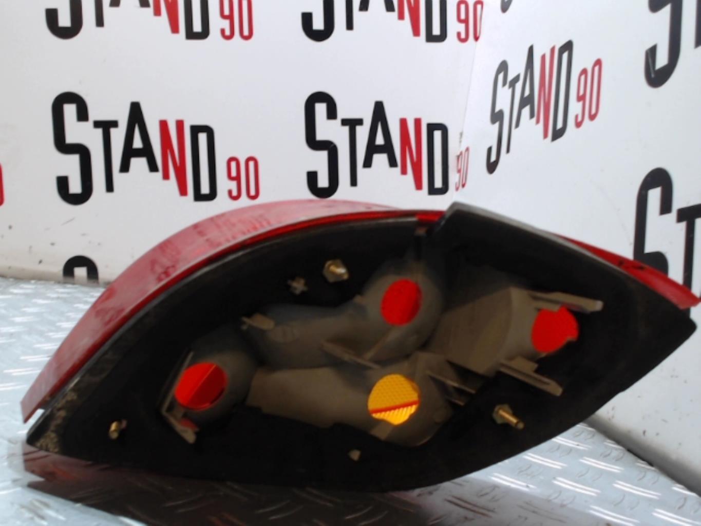Fanale posteriore principale sinistro (luci) FORD KA 1 PHASE 1 Gasolina - 1