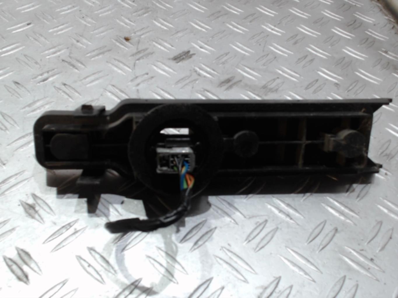 Base portalampade fanale posteriore sinistro FORD FOCUS 1  - 1