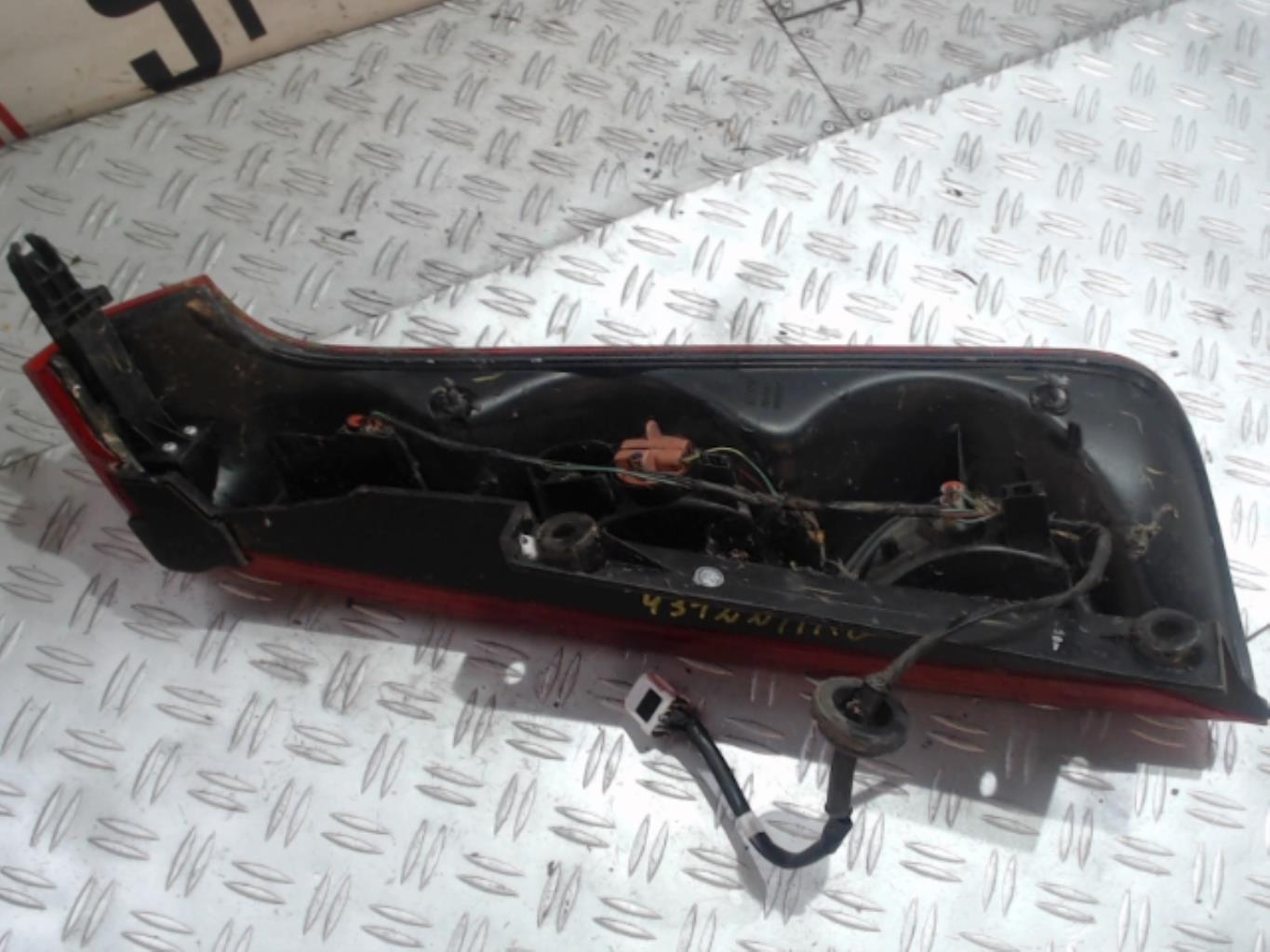 Fanale posteriore principale sinistro (luci) NISSAN NOTE 1 PHASE 1 Gasolina - 1