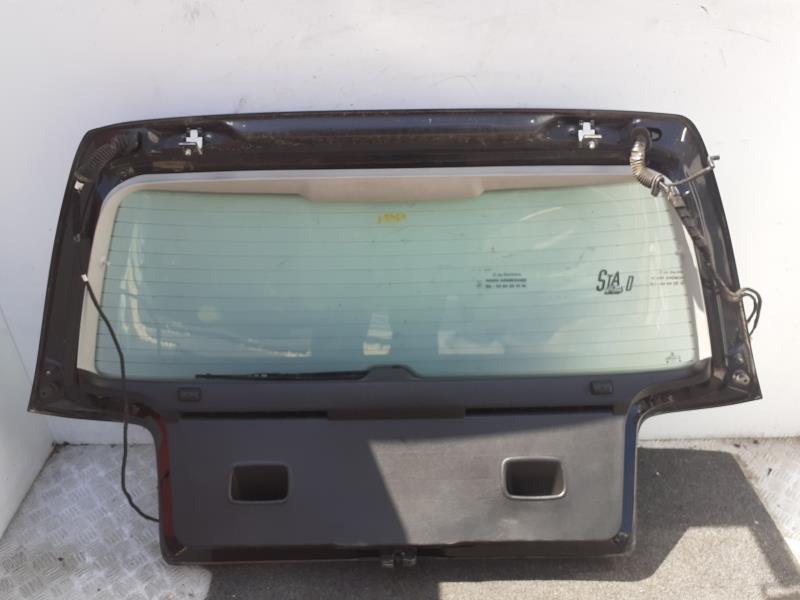 Malle/Hayon arriere VOLKSWAGEN GOLF 4 Essence - 1
