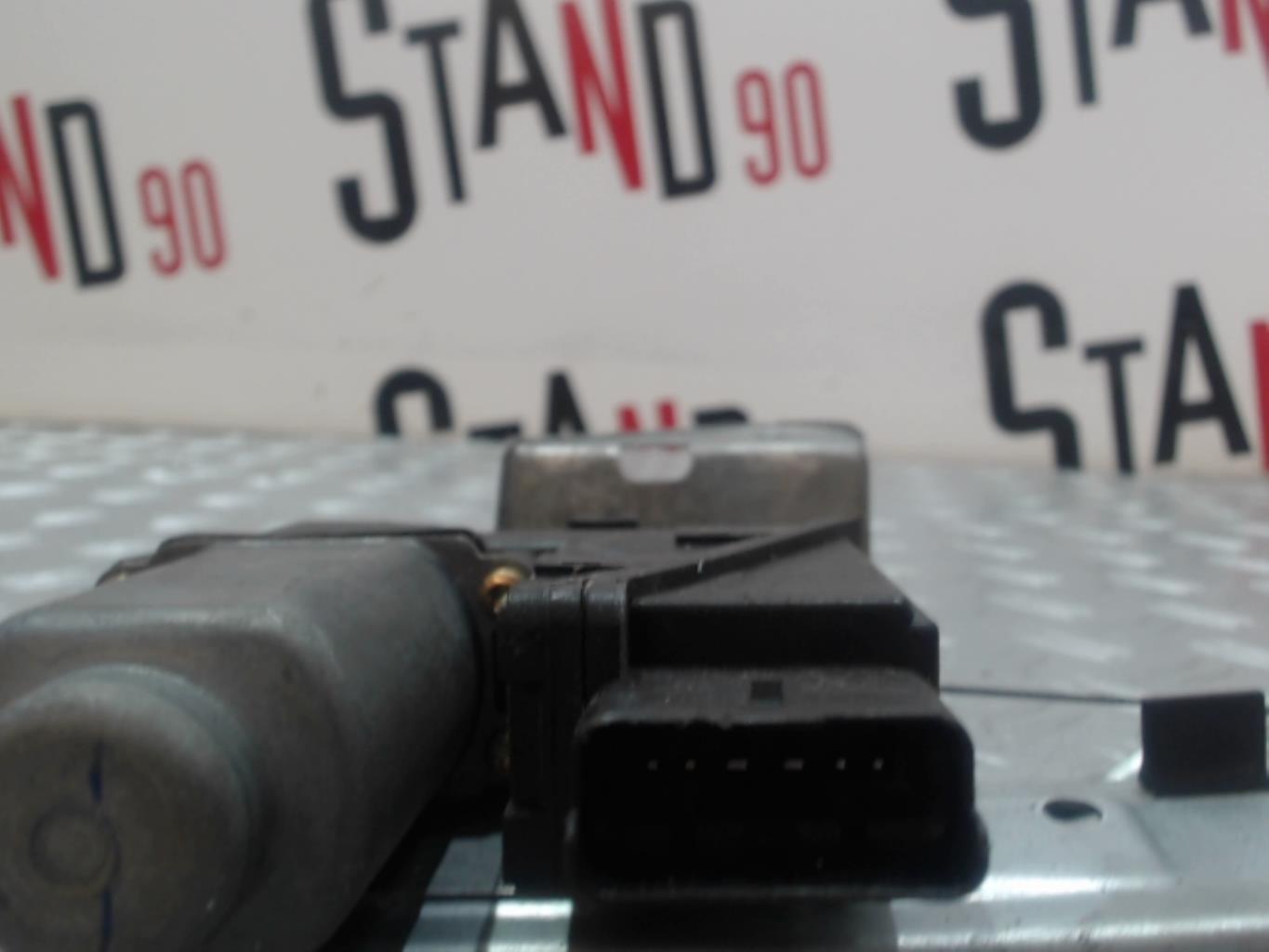 Alzacristalli elettrico posteriore destro RENAULT CLIO 2 PHASE 2 Diésel - 1