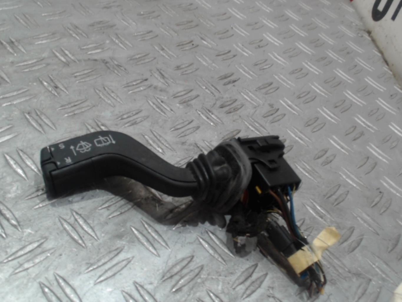 Devio tergicristalli OPEL ZAFIRA A PHASE 1 Diésel - 1