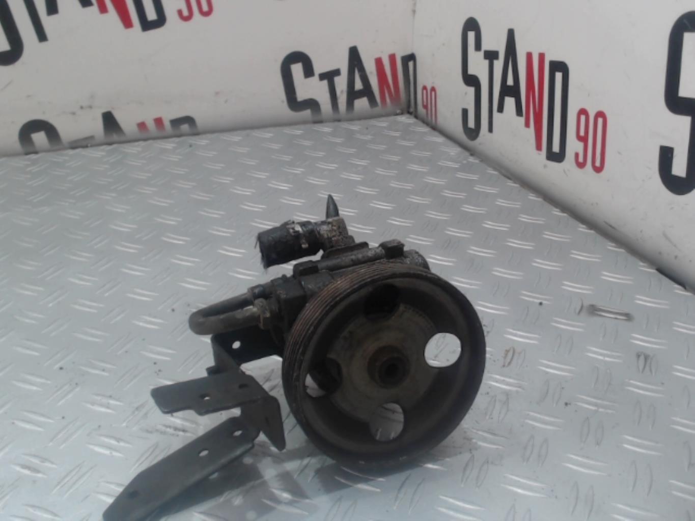 Pompe de direction CITROEN C8 Diesel - 1