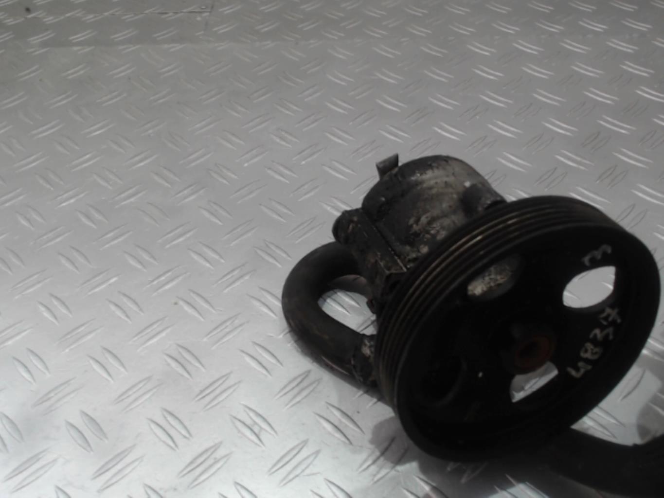 Pompe de direction RENAULT LAGUNA 2 PHASE 1 BREAK Diesel - 1