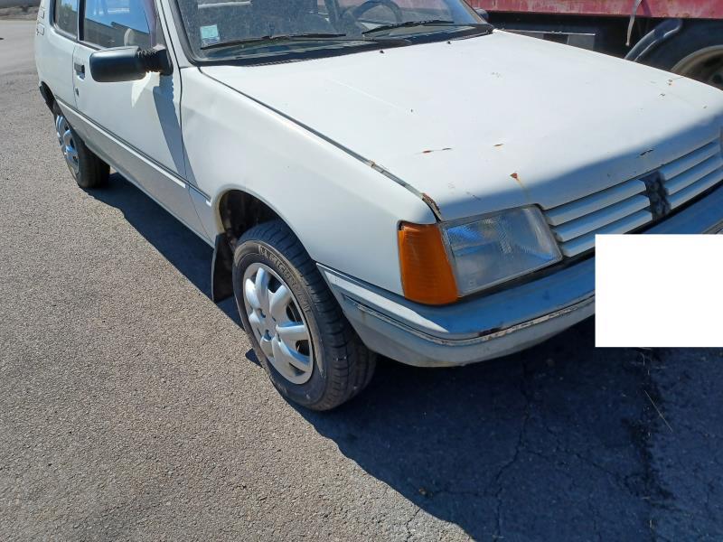 Fanale posteriore principale destro (luci) PEUGEOT 205  - 1