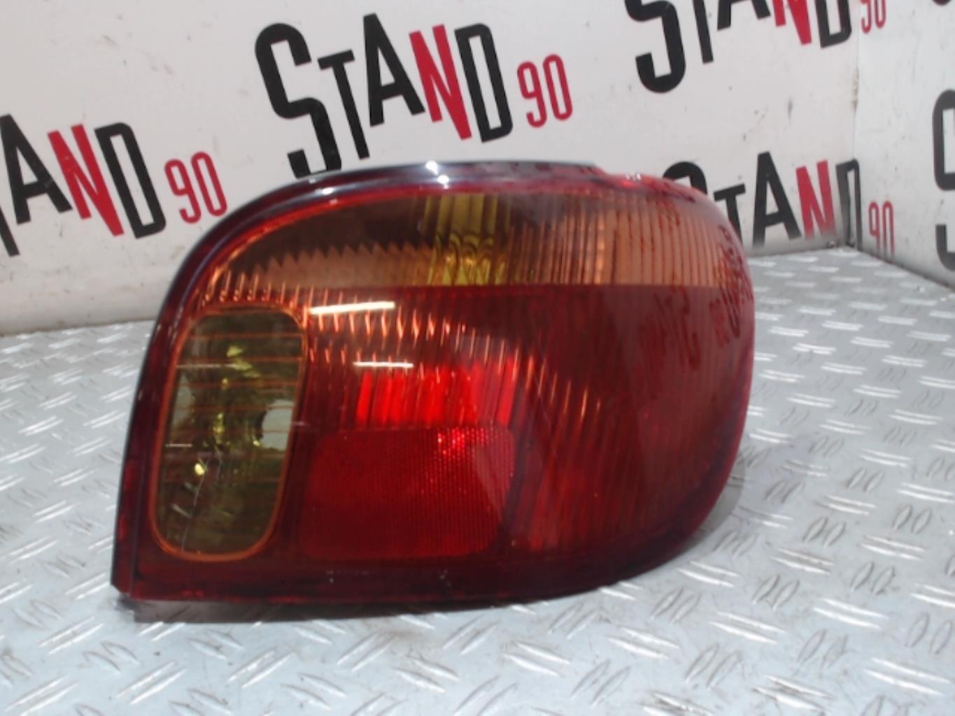 Fanale posteriore principale destro (luci) TOYOTA YARIS 1 PHASE 2 Gasolina - 1