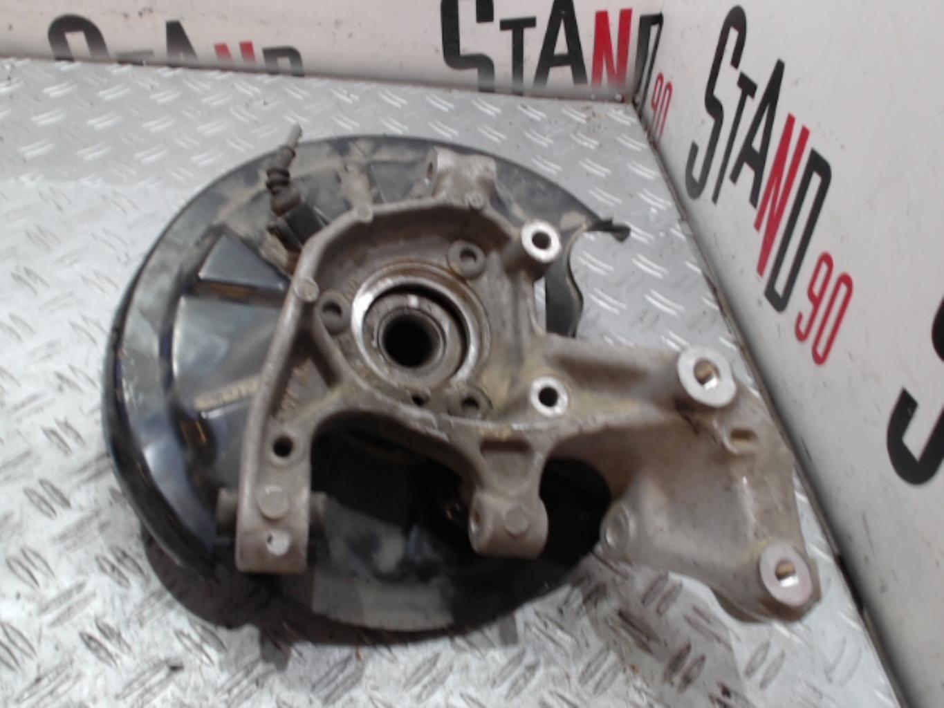 Moyeu arriere gauche AUDI A3 3 S3 PHASE 1 Essence - 1