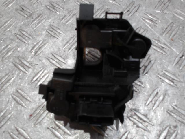 Base portalampade fanale posteriore destro PEUGEOT 206 PHASE 2 Gasolina - 1