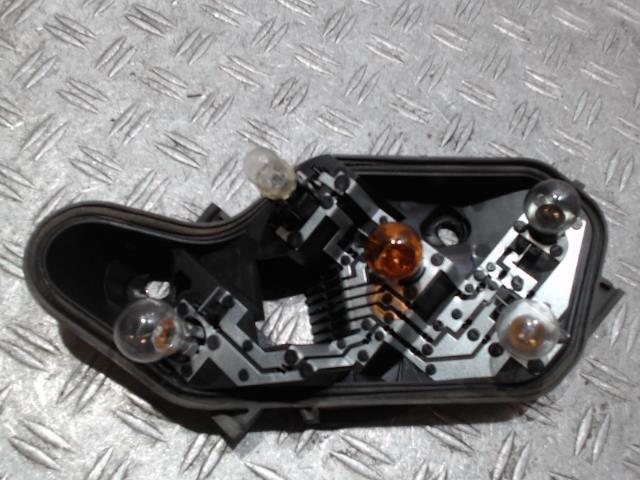 Base portalampade fanale posteriore destro OPEL CORSA D PHASE 2 Diésel - 1