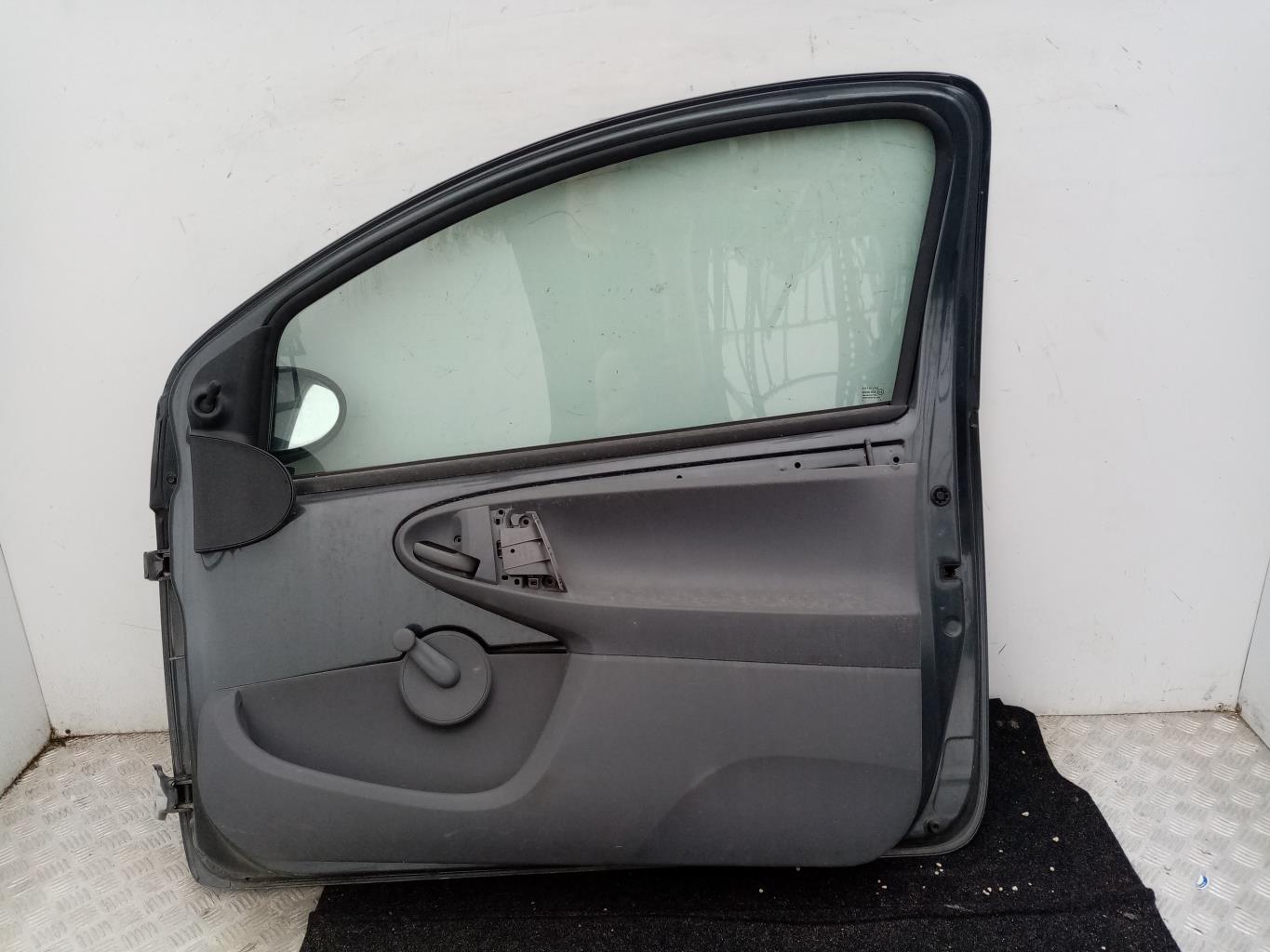 Porte avant droit CITROEN C1 1 PHASE 1 Essence - 1