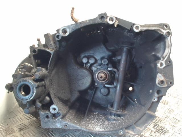 Boite de vitesses PEUGEOT 205  - 1