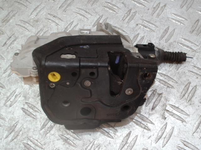 Serrure avant gauche AUDI A3 2 SPORTBACK PHASE 1  - 1