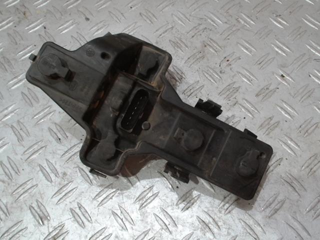Base portalampade fanale posteriore sinistro VOLKSWAGEN TOURAN 1 PHASE 1 Diésel - 1