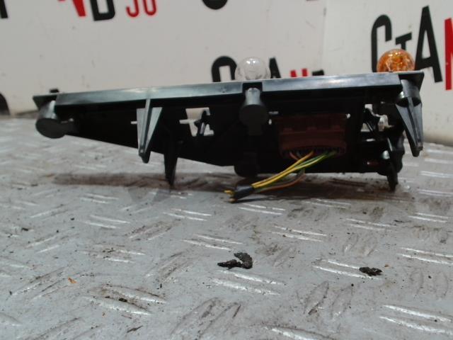 Base portalampade fanale posteriore destro PEUGEOT 406 COUPE Diésel - 1