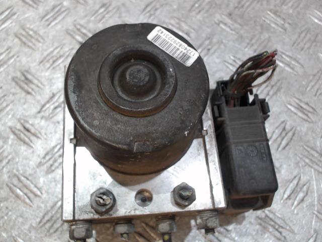 Bloc ABS (freins anti-blocage) FORD C-MAX 1 PHASE 1 Diesel - 1