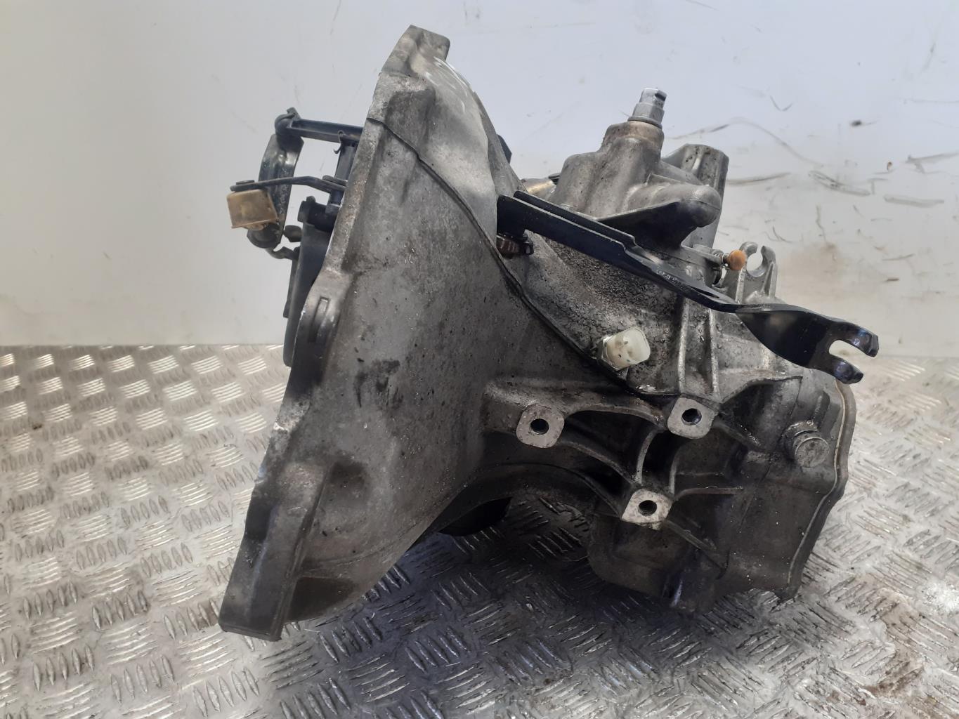 Boite de vitesses OPEL CORSA B PHASE 2 Essence - 1