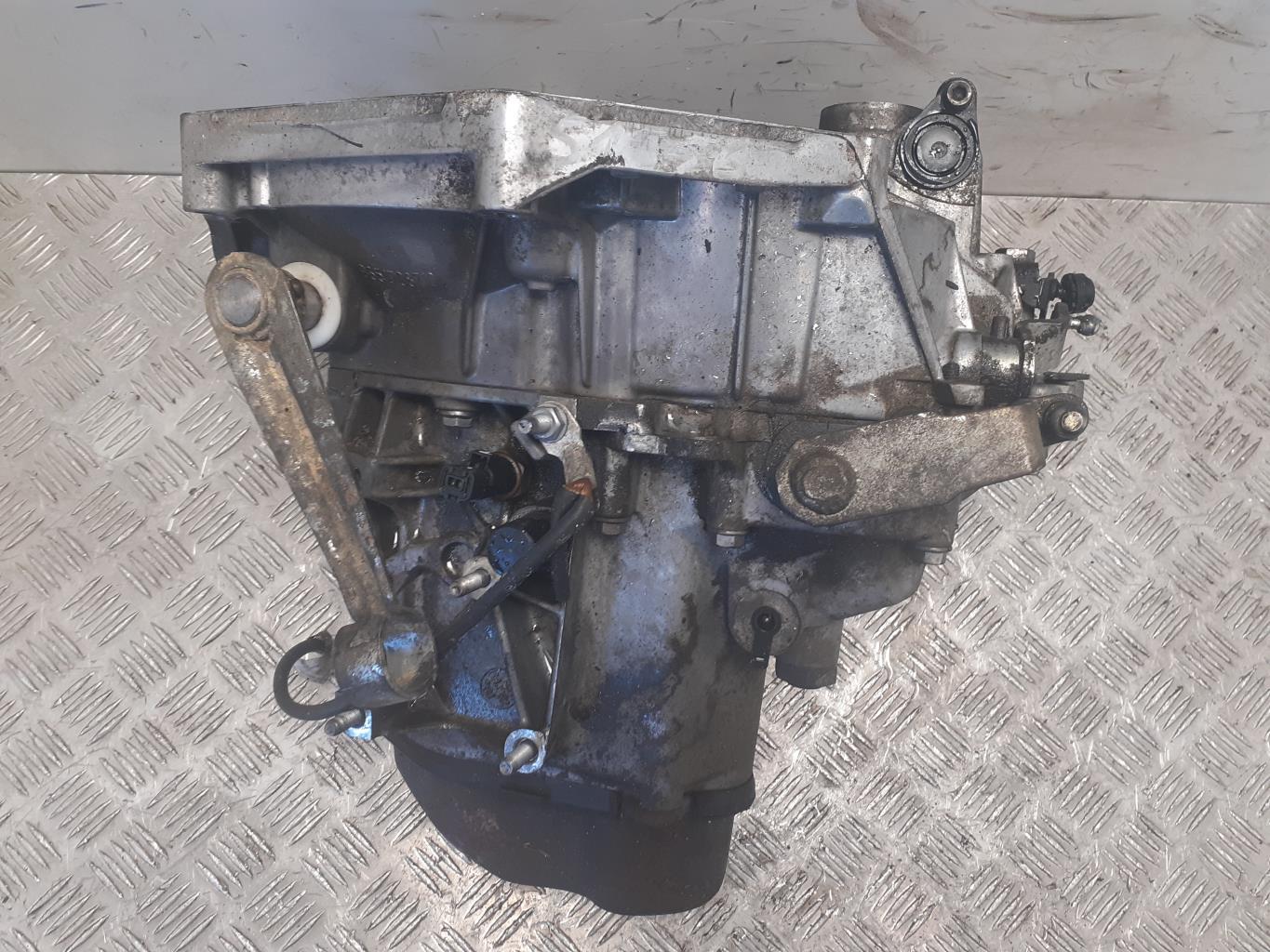 Boite de vitesses PEUGEOT 206+ Essence - 1