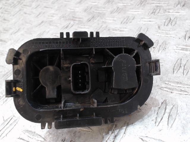 Base portalampade fanale posteriore sinistro RENAULT CLIO 4 PHASE 2 BREAK Diésel - 1