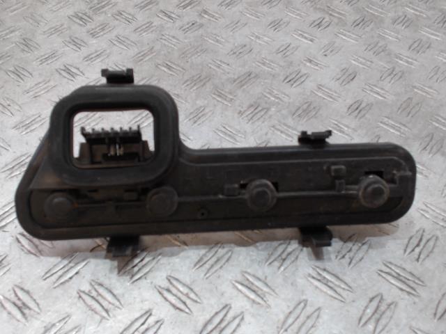 Base portalampade fanale posteriore sinistro OPEL ZAFIRA A PHASE 1 Gasolina - 1