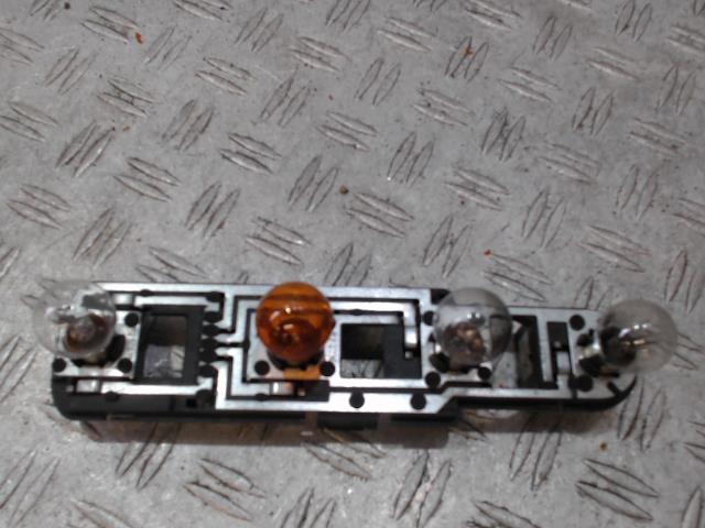 Base portalampade fanale posteriore destro MERCEDES CLASSE A 168  - 1