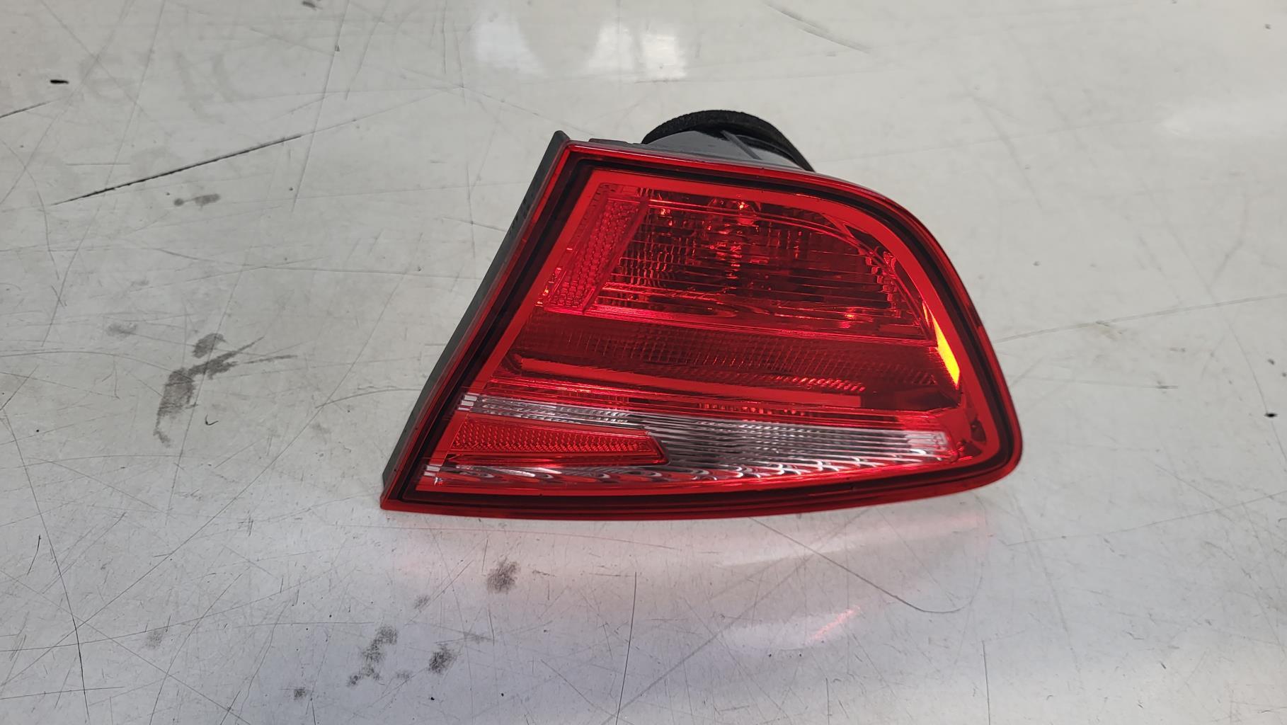Feu arriere secondaire droit (feux) SEAT TOLEDO 4 Diesel - 1