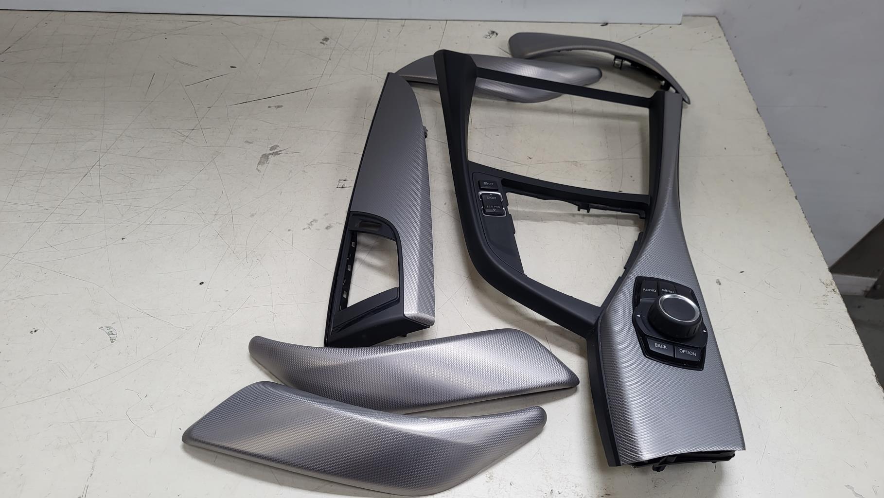 Commande autoradio BMW SERIE 1 F20 PHASE 1  - 1