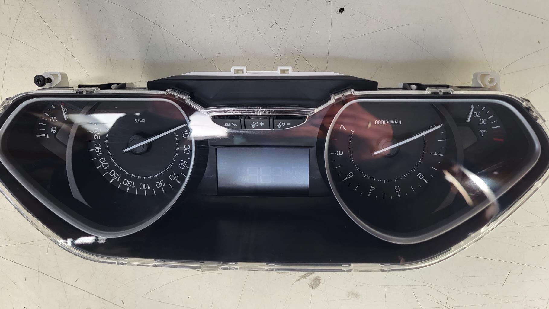 Compteur PEUGEOT 208 1 PHASE 2 Essence - 1
