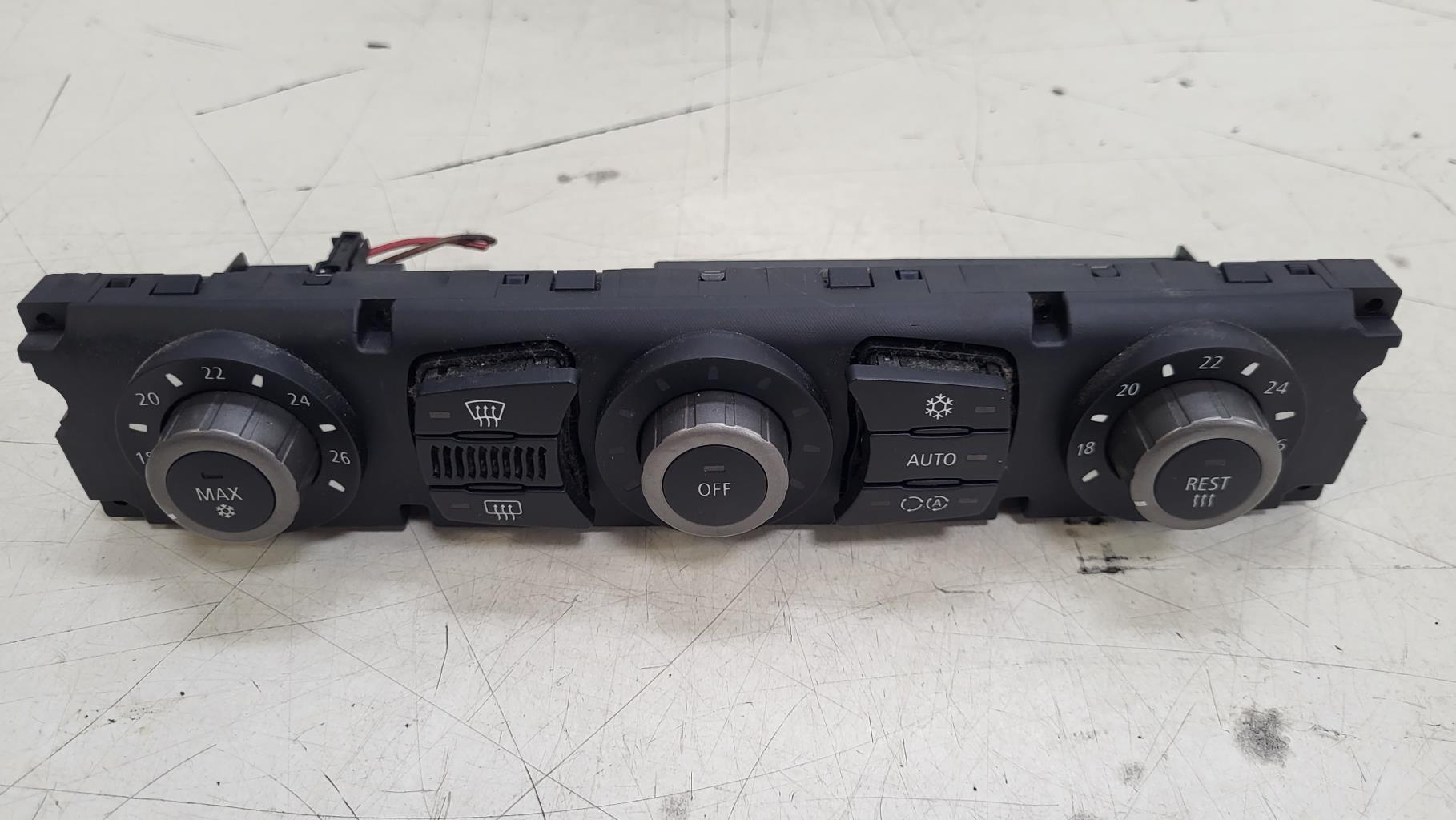 Commande chauffage BMW SERIE 5 E60 PHASE 2 Diesel - 1