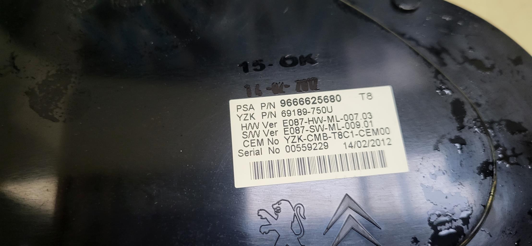 Compteur PEUGEOT 3008 1 PHASE 1 Diesel - 1