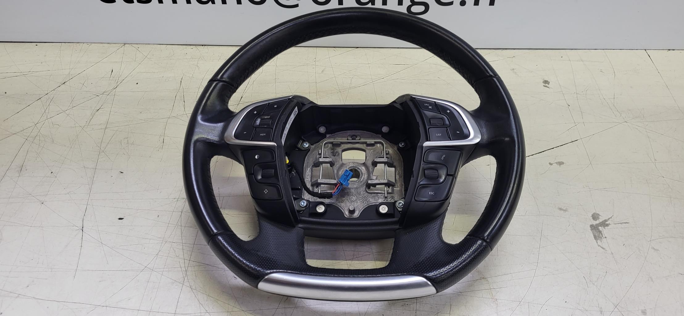 Volant CITROEN C4 2 PHASE 1 Diesel - 1