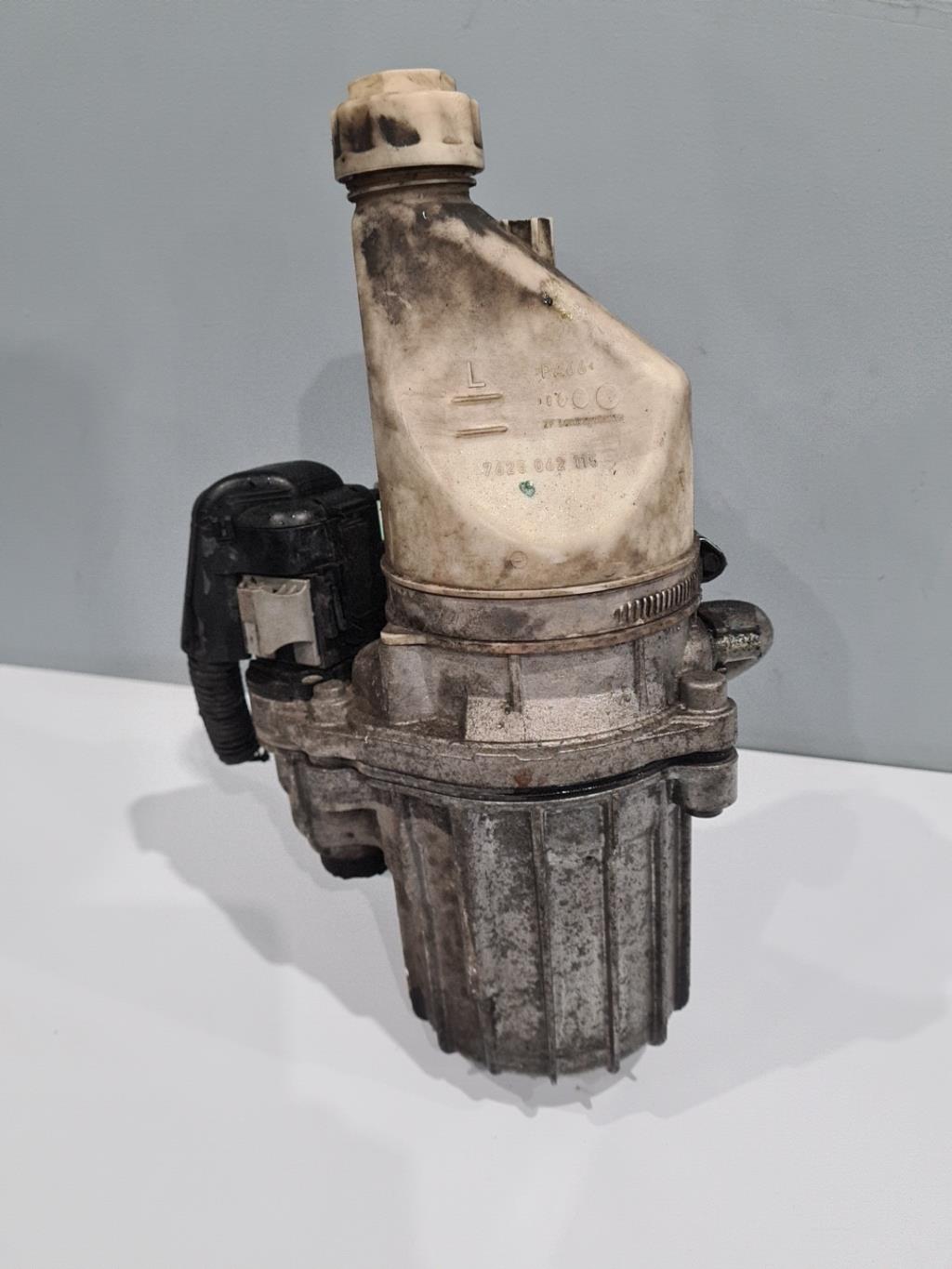 Pompe de direction OPEL ASTRA H PHASE 2 Diesel - 1