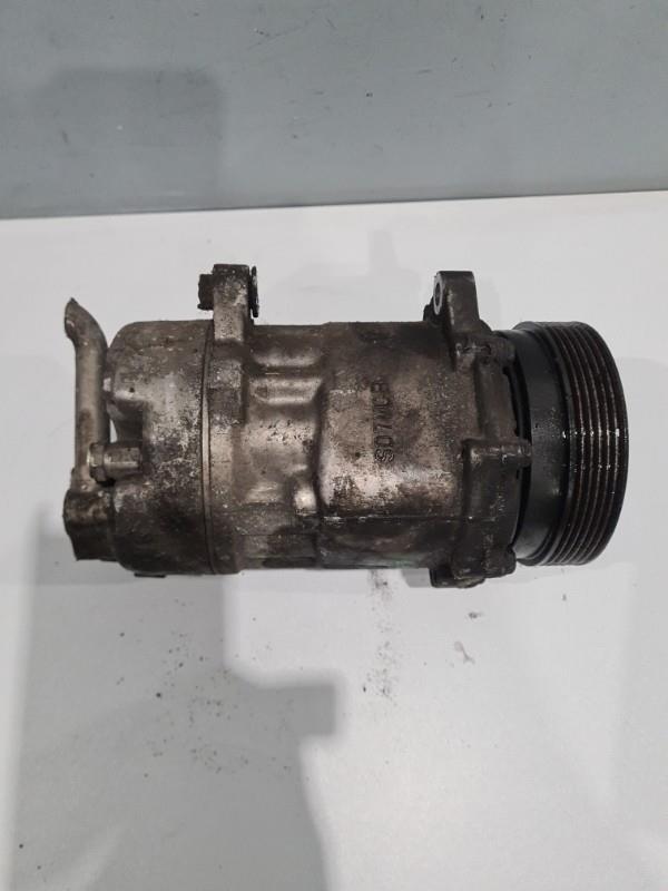 Compresseur clim VOLKSWAGEN GOLF 4 Diesel - 1