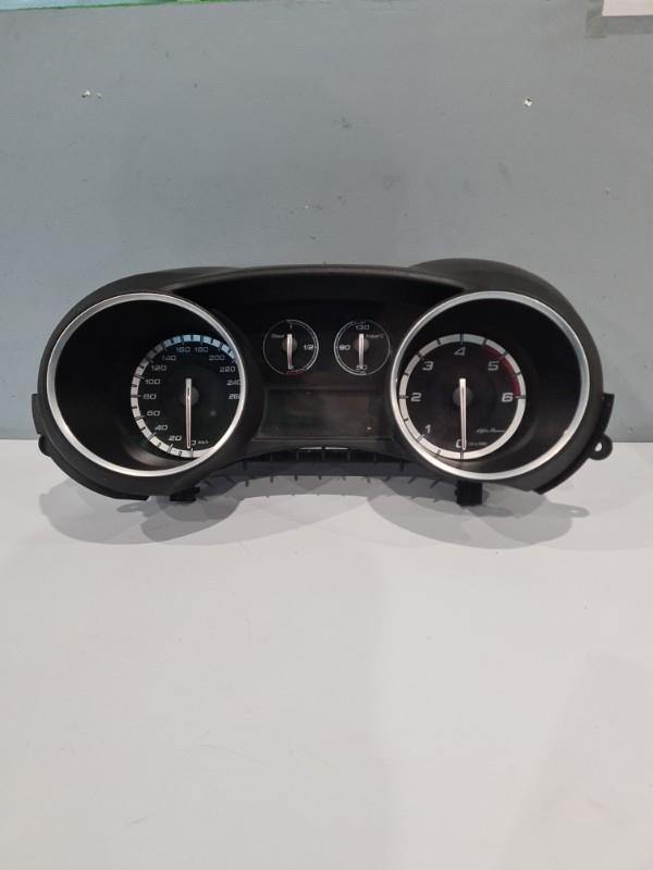 Compteur ALFA ROMEO GIULIETTA 2 PHASE 1 Diesel - 1