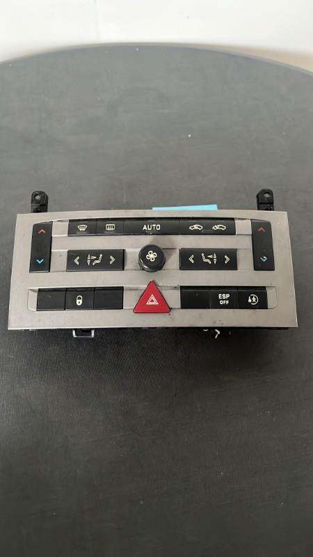 Commande chauffage PEUGEOT 407 PHASE 1 Diesel - 1