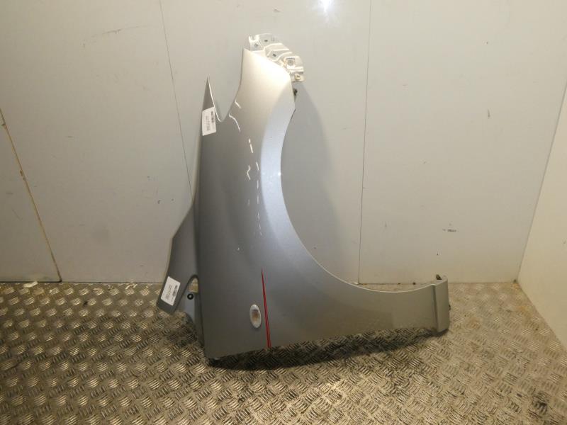 Aile avant droit mazda 5 1 phase 1