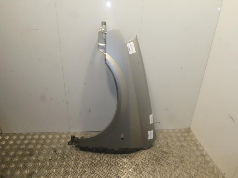 Aile avant gauche nissan primera 4