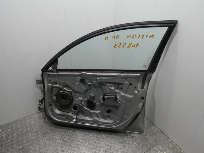 Porte avant droit nissan primera 4