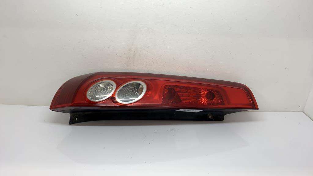 Feu arriere principal gauche (feux) ford fiesta 5 phase 2