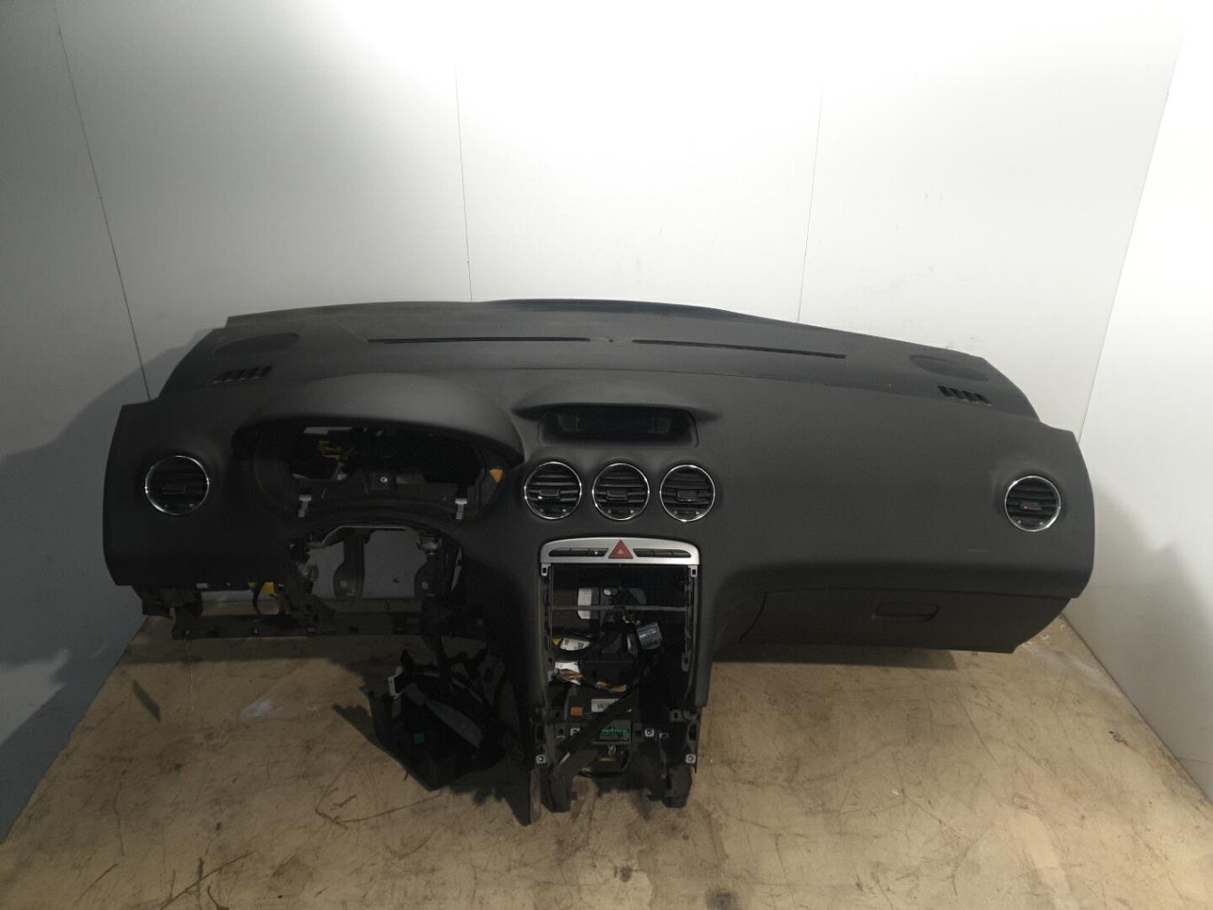 Planche de bord complete peugeot 308 1 phase 1