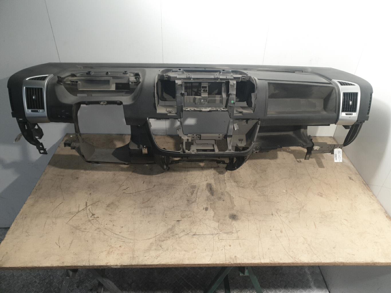 Planche de bord complete peugeot boxer 3 phase 2