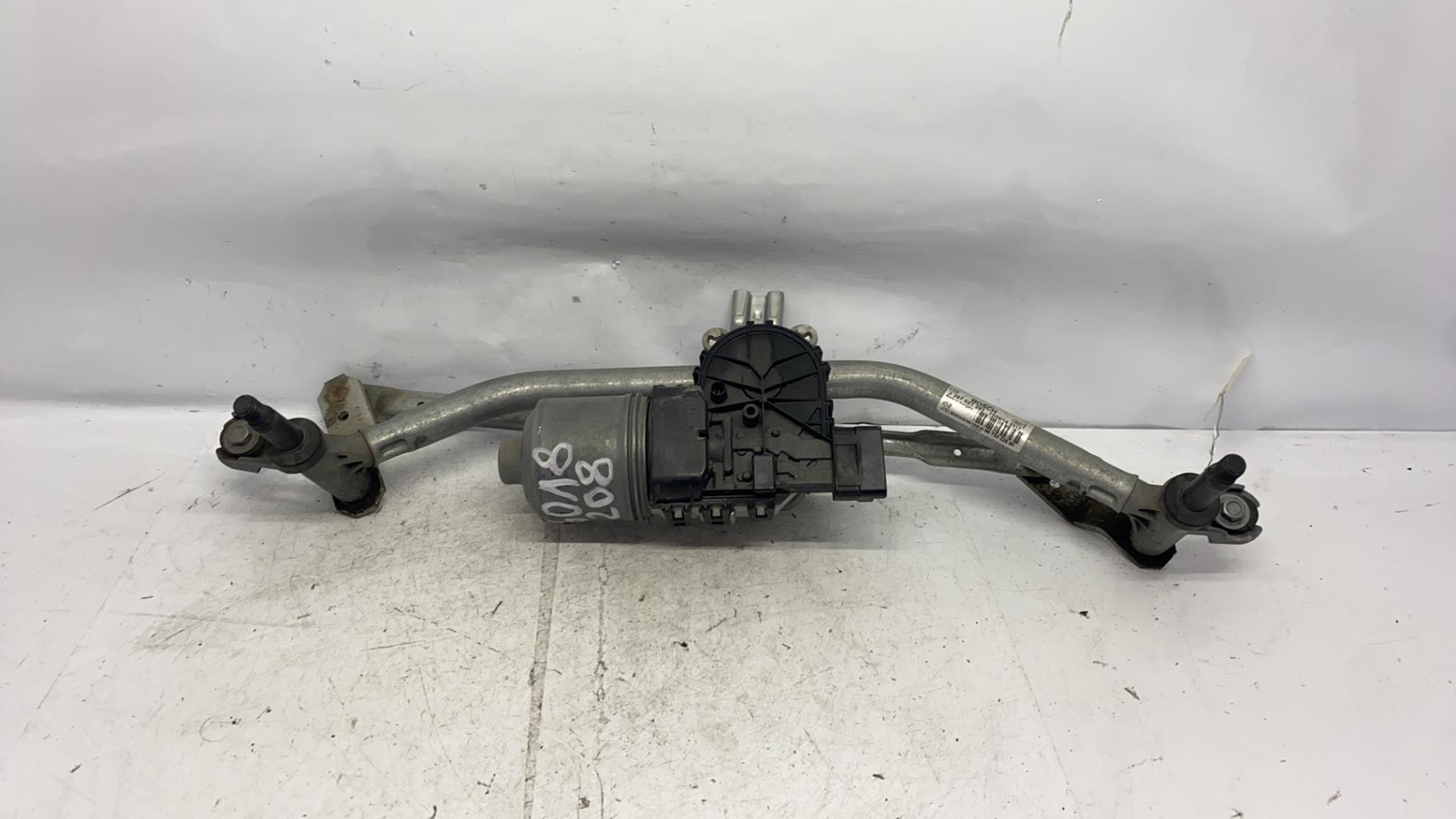 Moteur essuie glace avant peugeot 208 1 phase 1