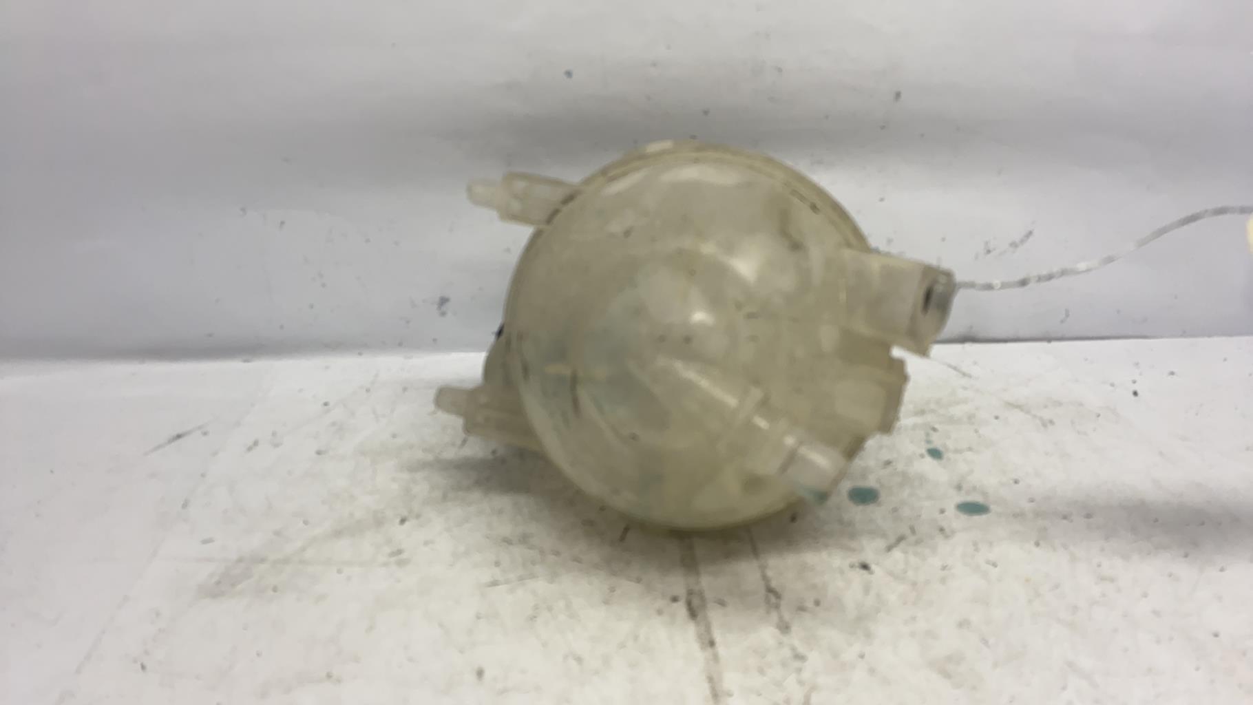 Vase d'expansion citroen c4 2 phase 2