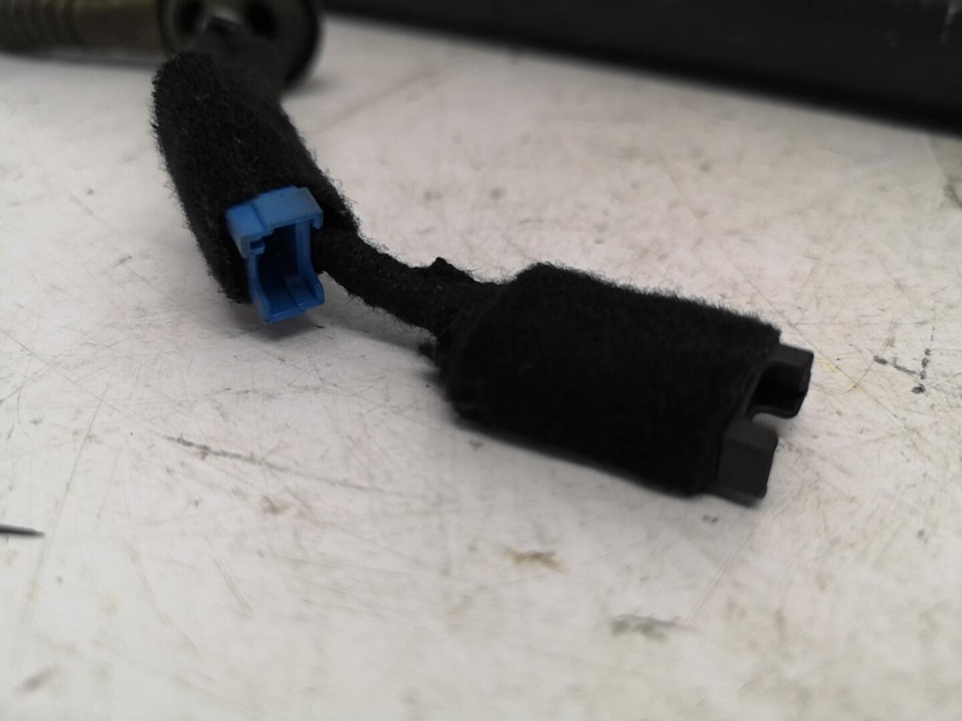 Verin de coffre gauche mini mini 3 f60 countryman phase 1 break